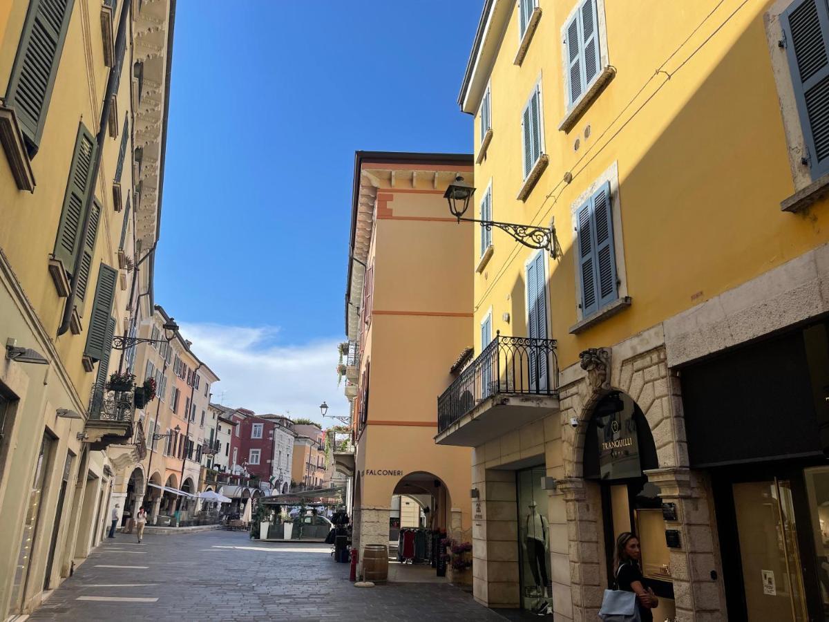Desenzanoloft Le Petit Bijou - Restyling 2025 - Downtown Desenzano del Garda Kültér fotó