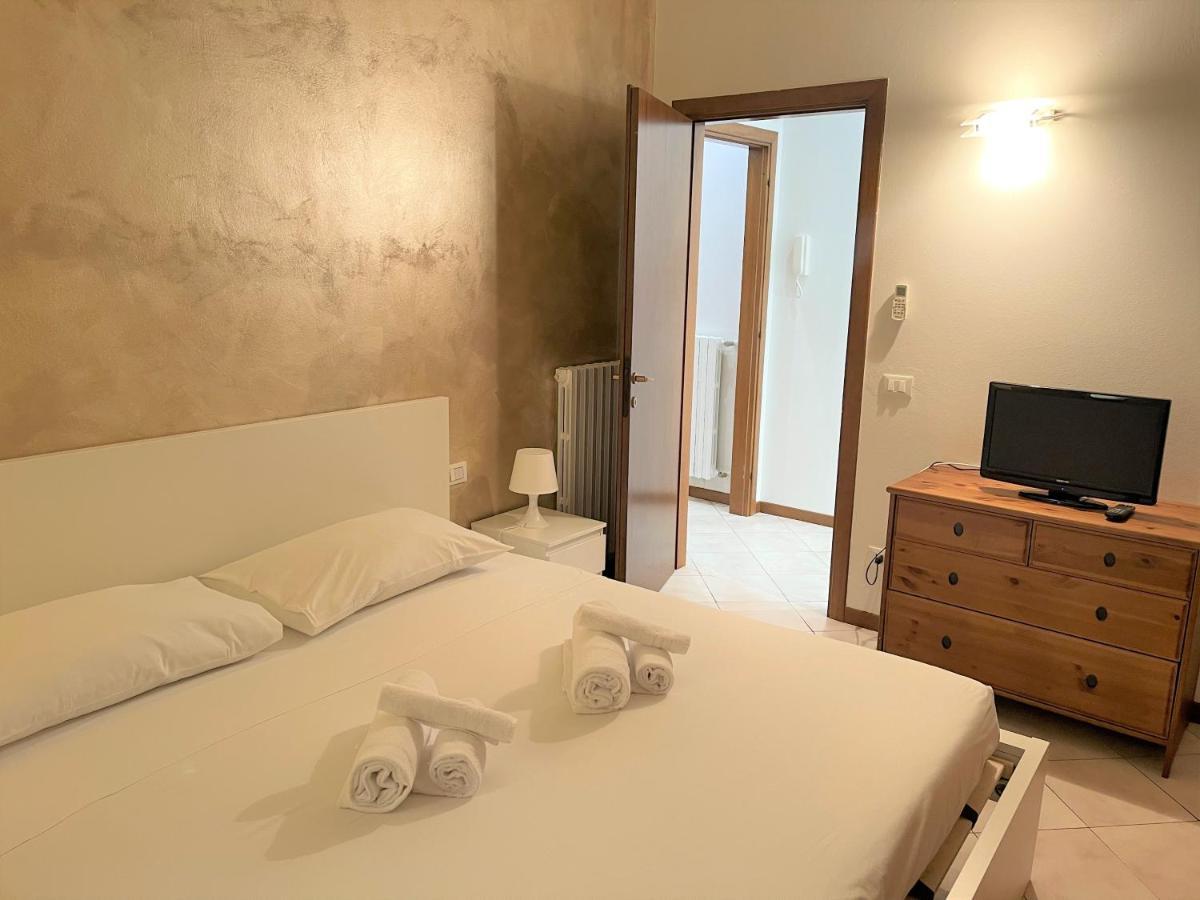 Desenzanoloft Le Petit Bijou - Restyling 2025 - Downtown Desenzano del Garda Kültér fotó
