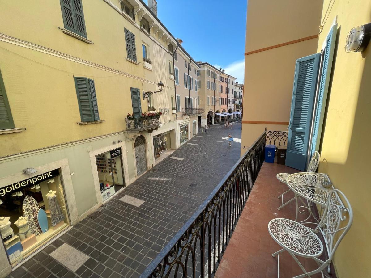 Desenzanoloft Le Petit Bijou - Restyling 2025 - Downtown Desenzano del Garda Kültér fotó